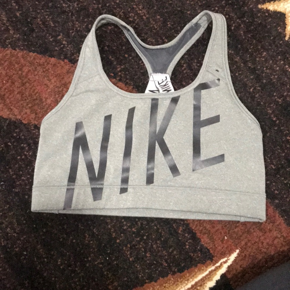 nike sports bra